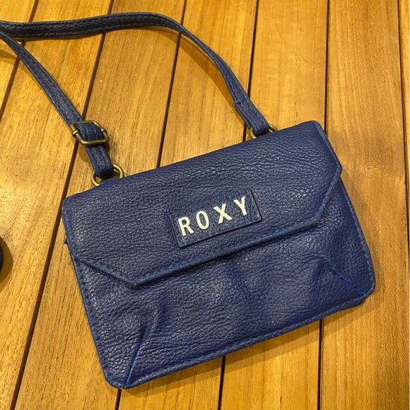 Leather Roxy Purse - Picture 13 of 13